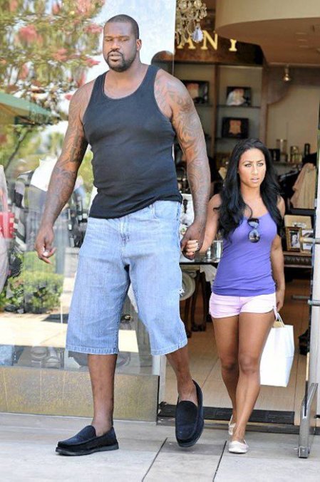 Shaq and Hoopz height difference...looks like a challenge from both sides of the game...
